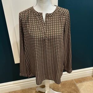 Pleione olive green long sleeve shirt